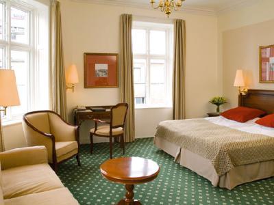 Hotel Nh Grand Joanne 4*